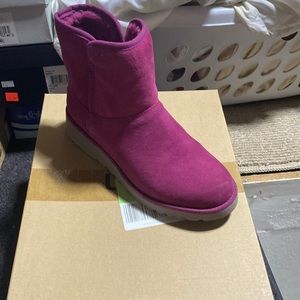 Ugg ankle boot